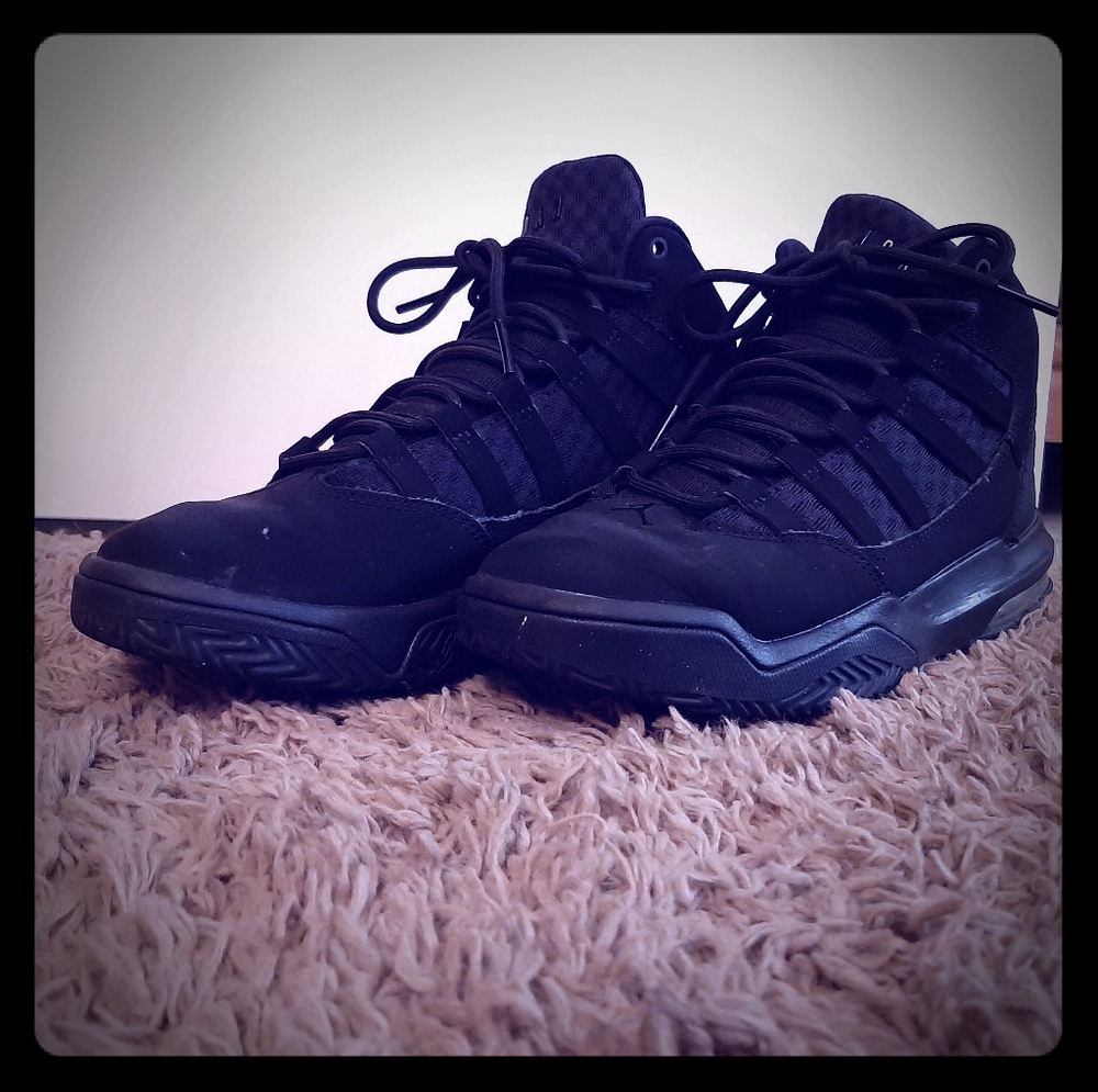 Air Jordan Max Auras